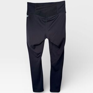 Fabletics Motion365 Black Cropped Leg 3/4 Crossback Leggings XSmall Activewear